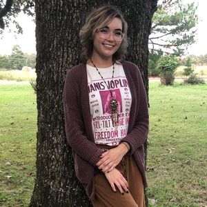 Meet your Posher, Madison